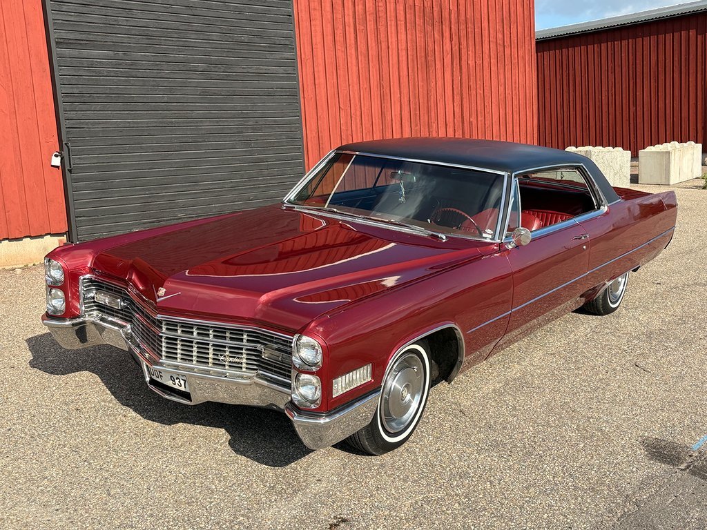 Image of Cadillac DeVille